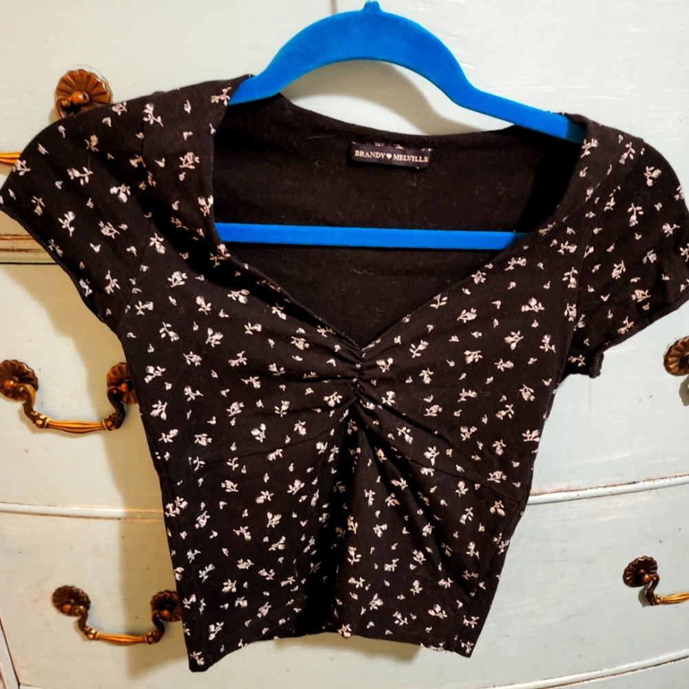 Brandy Melville Black & White Ditsy Flower Crop Top